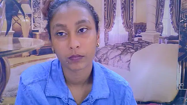 IndianSexyButt Live XXX-Chat