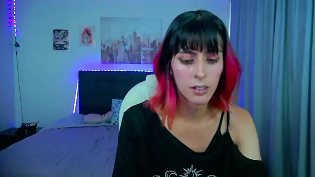 goth_minerva webcam show