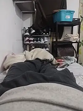 Santiagoqro85 网络视讯表演