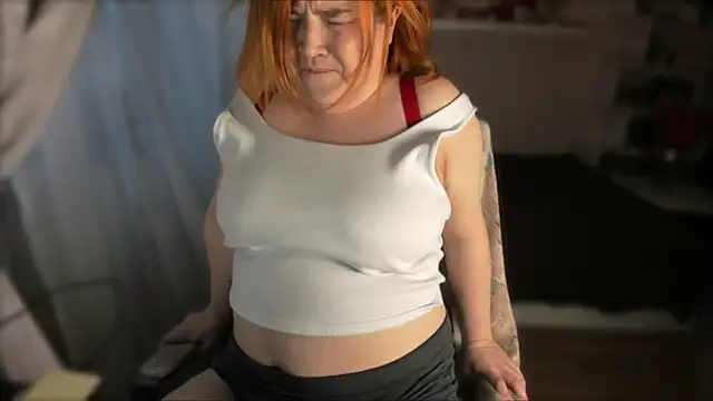 Vi-Vixen's Live XXX Chat