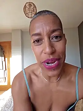 Goldenlace Live XXX-chat