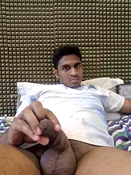 mykecockslong: διαδικτυακό σόου στην κάμερα