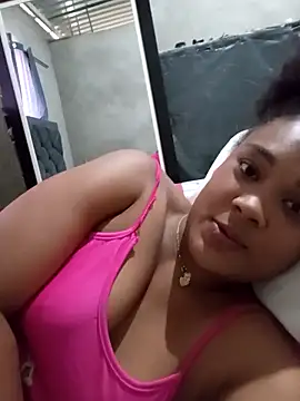 dahian_charlote02's Live XXX Chat