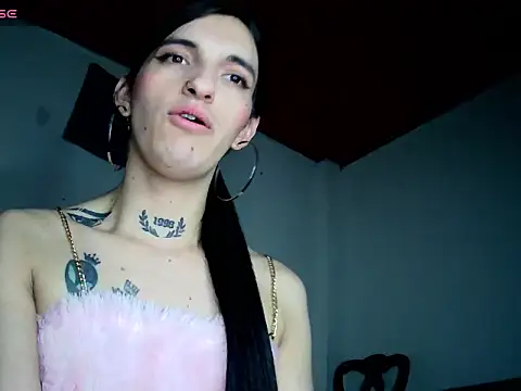 Scarlett_crastrawberry's Live XXX Chat