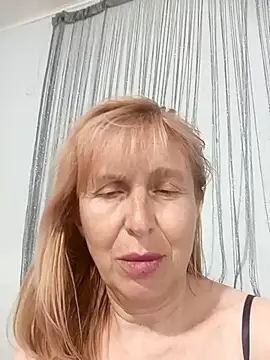 TrinaAdair's Live XXX Chat