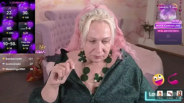 Penelope_Pinky Show in webcam