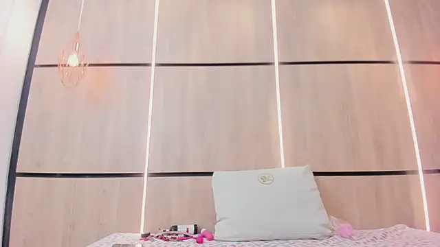 แชท XXX สดของ ikia_lopez_