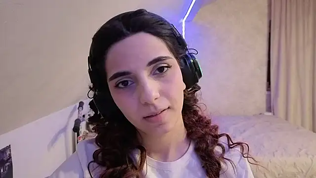 Blissmissataeses Adlı Modelin Canlı XXX Sohbeti