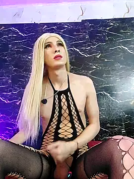 crislingery_dolli Adlı Modelin Web Kamerası Şovu