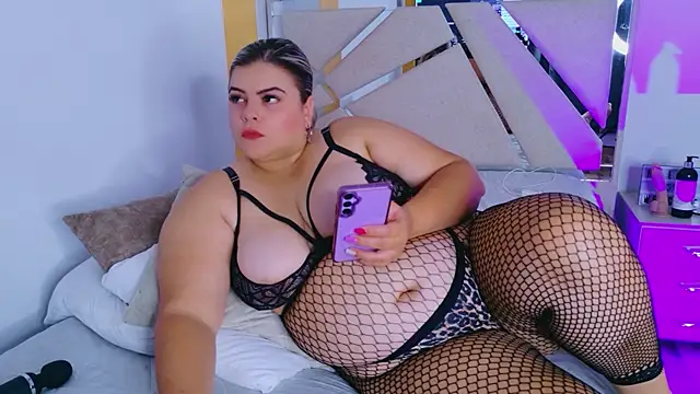 XXX chat uživo modela KiimBrooks