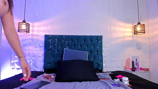 samantha_foxyy's Live XXX Chat