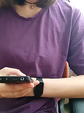 Živý XXX chat Aashikalaa