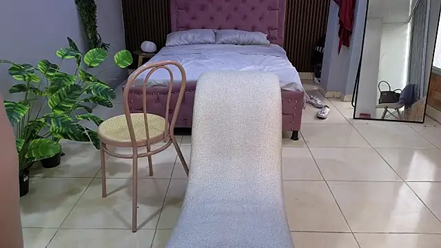 camil_milfdream Adlı Modelin Web Kamerası Şovu