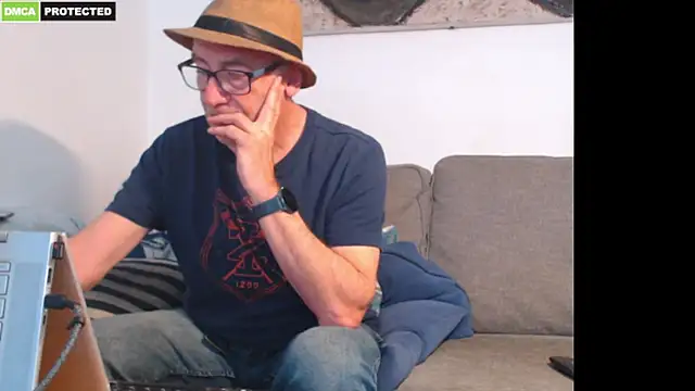 bluedae1 Webcam Show