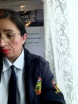 Valentina--1 Live XXX-chat