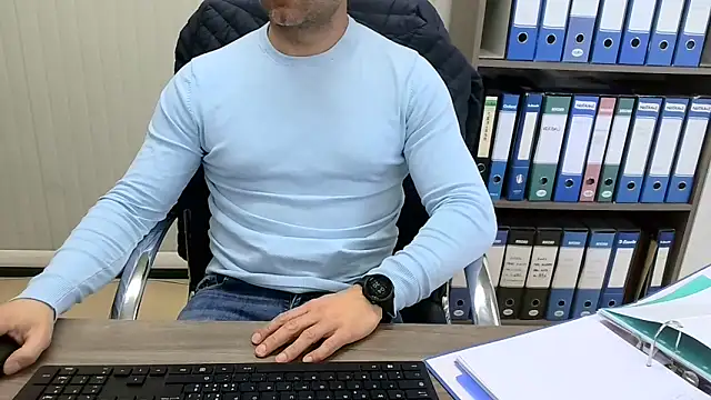 Pokazy przed kamerką – Evasionee