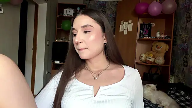 poly_princess' Live XXX Chat