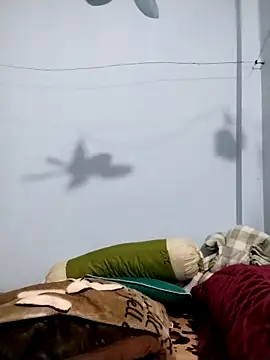 Kiki-vn's Live XXX Chat