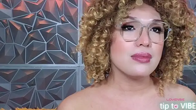 Chat XXX en directo de TripToHeavenTS