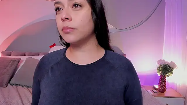 Онлайн чат XXX Nicolle_W