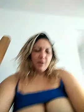 Živý XXX chat Lunita86