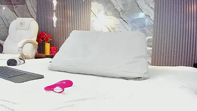 XXX chat uživo modela eva_lain