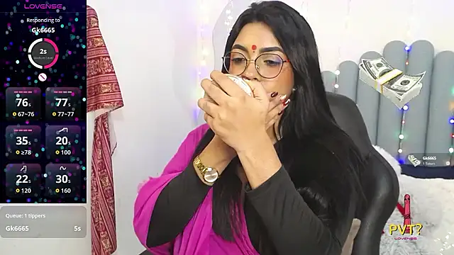 lakshmiraniii Adlı Modelin Canlı XXX Sohbeti