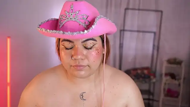 Chat +18 de Samanta_Bigboos ao vivo