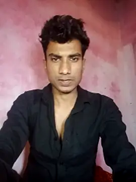 Pokazy przed kamerką – Joi580