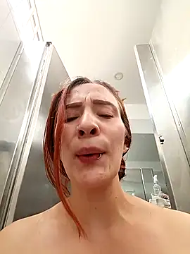 Mery_Moon123 Adlı Modelin Canlı XXX Sohbeti