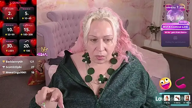 Penelope_Pinky Adlı Modelin Canlı XXX Sohbeti