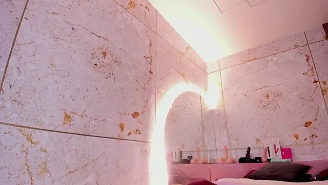 Haylenpark's Live XXX Chat