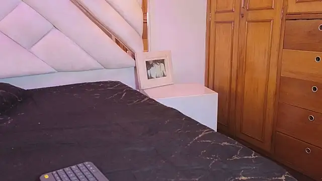 Chatroom XXX en direct de zoevg