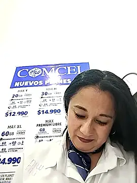 Luna--7's Live XXX Chat