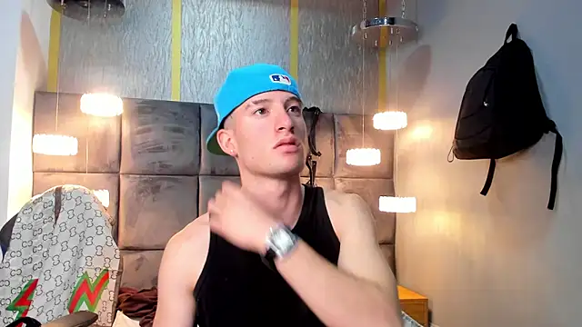 HunterHeat_ Webcam show