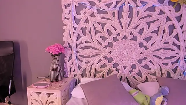 loraineblake 现场XXX聊天