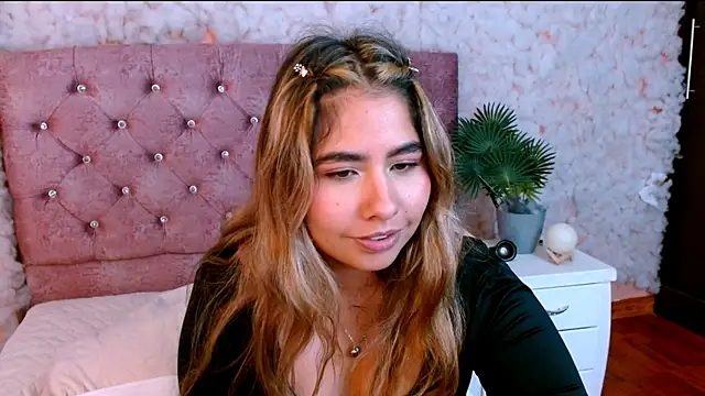 Sofiazaf_ 现场XXX聊天