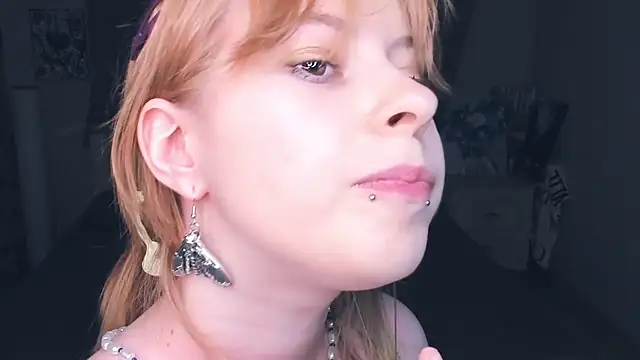 NiaHodge webcam show