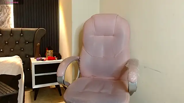 Živý XXX chat Lolagolden1