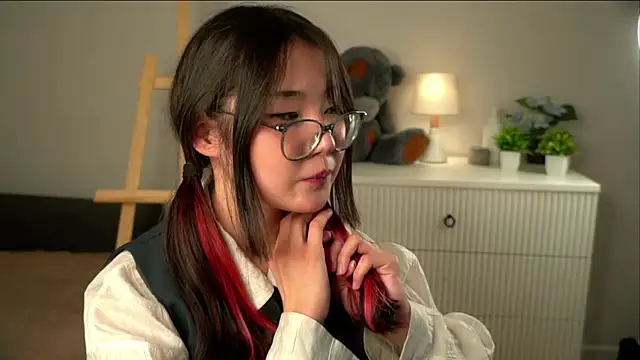 NelleMihalko's Live XXX Chat