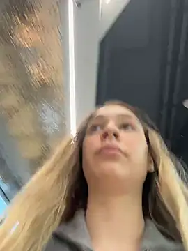 Chat XXX ao vivo de SashaCatt