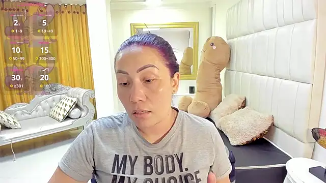 gaby_trent live XXX chat