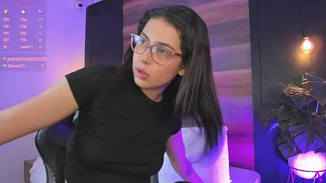 desireee_ live XXX chat