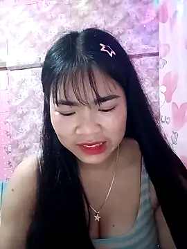 Girlsexxy-excitef 网络视讯表演