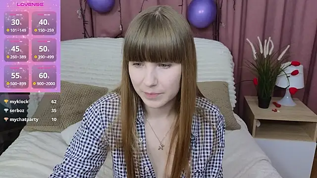 EmilyCuper_ – Live XXX-chat