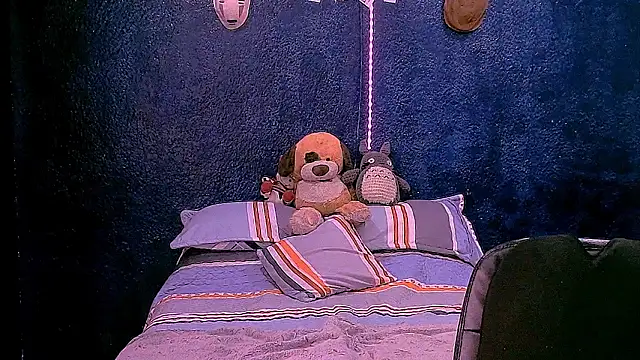 Онлайн чат XXX NinaYellow