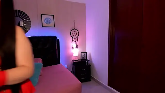 LolaVillalobos élő XXX-chatje