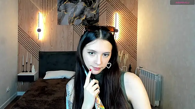 elise_robbie élő XXX-chatje