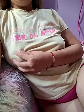 selena_gomez2's Live XXX Chat