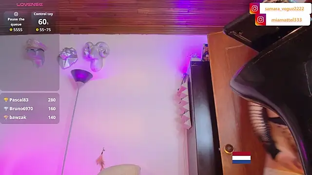 samara_veguz222's Live XXX Chat